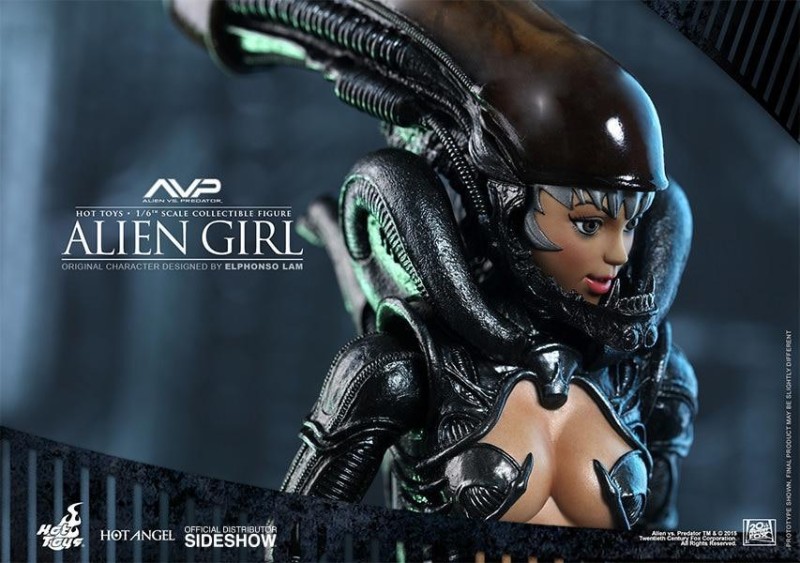 Hot Toys Alien Girl Sixth Scale Figure