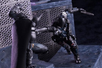 Kotobukiya Batman & Arkham Knight 2 Pack ArtFx+ Statue Set - Thumbnail