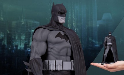 Kotobukiya - Kotobukiya Batman Black & White Jim Lee Statue