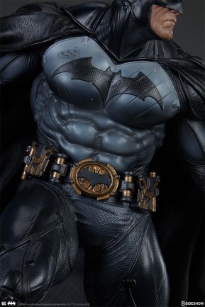 Sideshow Collectibles Batman Premium Format Figure 300542 - Thumbnail