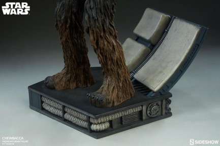 Sideshow Collectibles Chewbacca V2 Premium Format Figure - Thumbnail