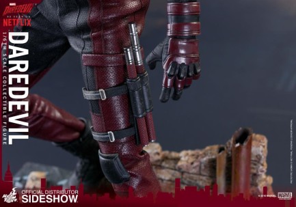 Sideshow Collectibles Daredevil (Comics) Sixth Scale Figure - Thumbnail