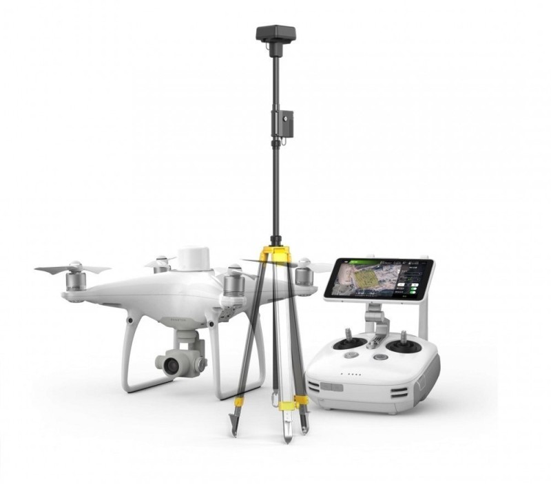 DJI Phantom 4 RTK Drone & D-RTK 2 Mobil Bas Istasyonu Combo