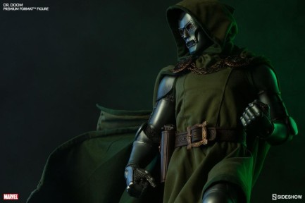 Sideshow Collectibles Dr. Doom Exclusive Premium Format Figure - Thumbnail