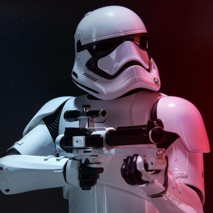 Sideshow Collectibles - Sideshow Collectibles First Order Stormtrooper Premium Format Figure