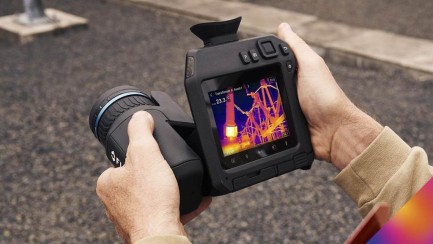 FLIR T865 Yüksek Performans Handheld Kızılötesi Termal Kamera Görüntüleme Cihazı (640x480) - Thumbnail