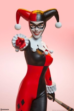 Sideshow Collectibles Harley Quinn Sixth Scale Figure 100428 - Thumbnail