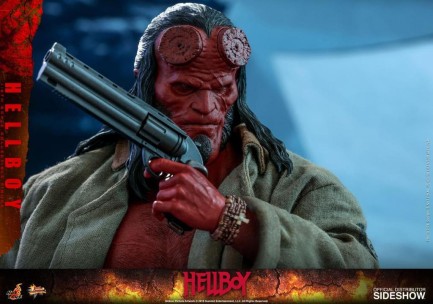 Hot Toys Hellboy Sixth Scale Figure MMS527 904668 - Thumbnail