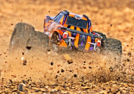 Traxxas Hoss 4X4 VXL 3S 4WD Brushless RTR 1/10 TQi & TSM Elektrikli Rc Model Araba Turuncu - Thumbnail