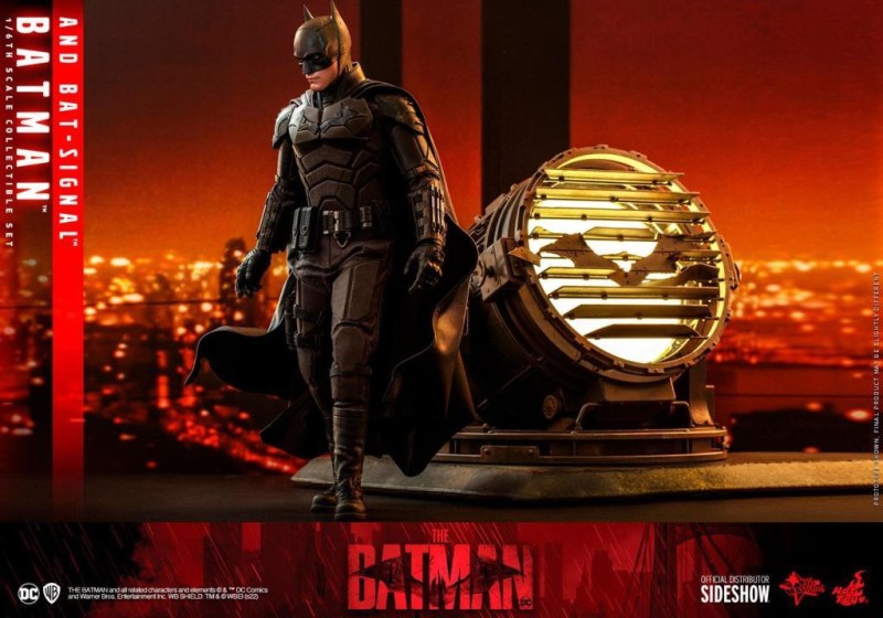 Hot Toys Batman and Bat-Signal Sixth Scale Figure Collectible Set 910596 MMS641 DC Comics / The Batman 2022