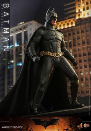 Hot Toys Batman Begins Sixth Scale Exclusive Figure - 908079 - DC Comics / Batman Begins - MMS595 (ÖN SİPARİŞ) - Thumbnail