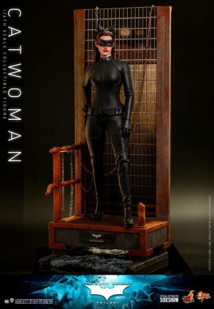 Hot Toys Catwoman Selina Kyle Sixth Scale Figure - 909931 - DC Comics / The Dark Knight Trilogy - MMS627 - Thumbnail