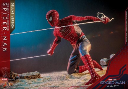 Hot Toys Friendly Neighborhood Spider-Man (Deluxe Version) Sixth Scale Figure 9113702 MMS662 Marvel Comics / Spider-Man: No Way Home - Thumbnail