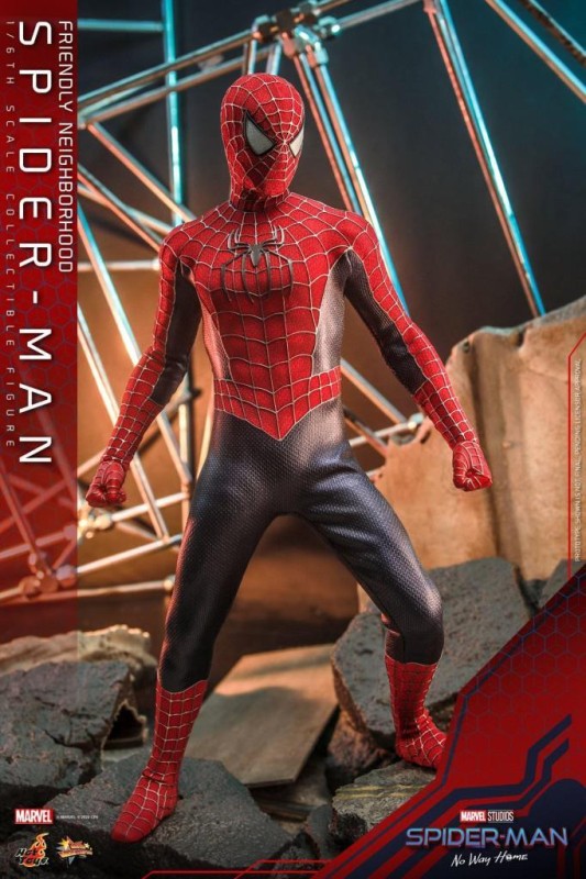 Hot Toys Friendly Neighborhood Spider-Man (Deluxe Version) Sixth Scale Figure 911370 MMS661 Marvel Comics / Spider-Man: No Way Home