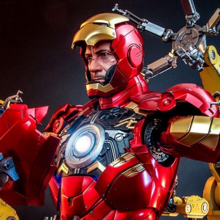 Hot Toys - Hot Toys Iron Man Mark IV With Suit-Up Gantry Quarter Scale Figure Set - 9101212 QS21 - Marvel Comics / Iron Man