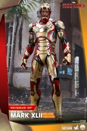 Hot Toys Iron Man Mark XLII (Deluxe Version) Quarter Scale Figure - 908659 - Marvel Comics / Iron Man 3 - Thumbnail