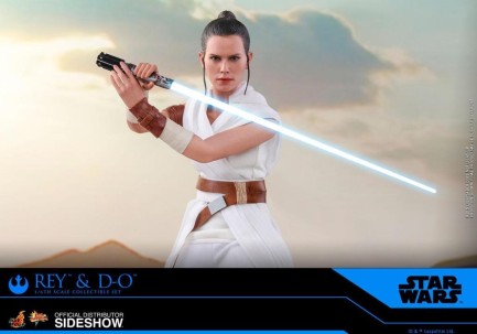 Hot Toys Rey and D-O Sixth Scale Figure Set 905520 - Star Wars: The Rise of Skywalker - Movie Masterpiece Series - Thumbnail