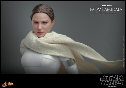 Hot Toys Padmé Amidala Sixth Scale Figure 903720 MMS678 Star Wars / Episode II Attack Of The Clones - Thumbnail