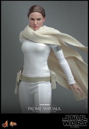 Hot Toys Padmé Amidala Sixth Scale Figure 903720 MMS678 Star Wars / Episode II Attack Of The Clones - Thumbnail