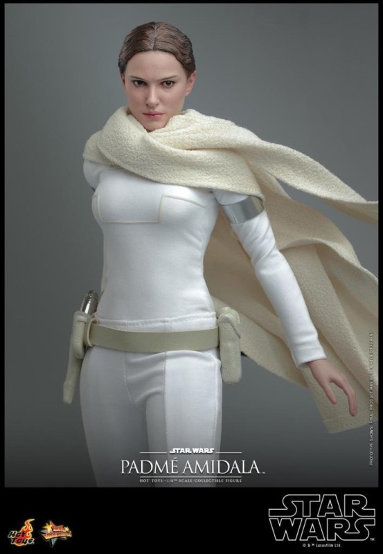 Hot Toys Padmé Amidala Sixth Scale Figure 903720 MMS678 Star Wars / Episode II Attack Of The Clones