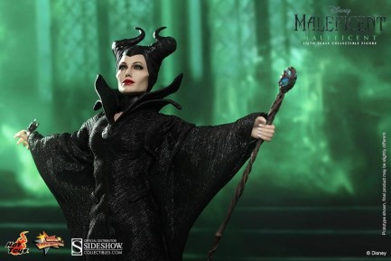 Hot Toys Maleficent Sixth Scale Figure - Thumbnail