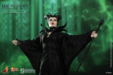 Hot Toys Maleficent Sixth Scale Figure - Thumbnail