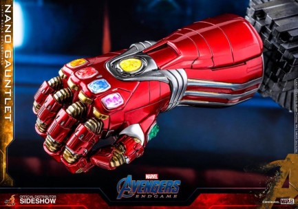 Hot Toys Nano Gauntlet (Movie Promo Edition) Quarter Scale Replica - Thumbnail