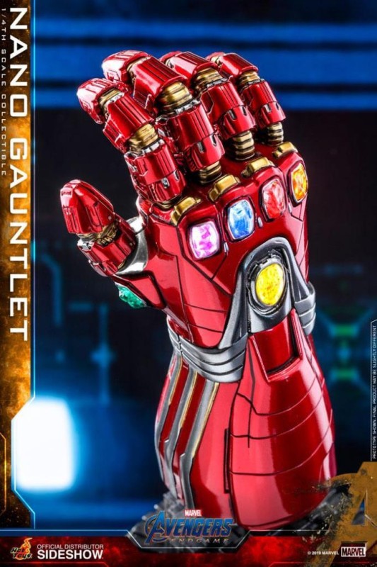 Hot Toys Nano Gauntlet (Movie Promo Edition) Quarter Scale Replica