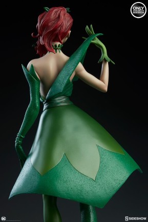 Sideshow Collectibles Poison Ivy Stanley ' Artgerm ' Lau Statue - Thumbnail