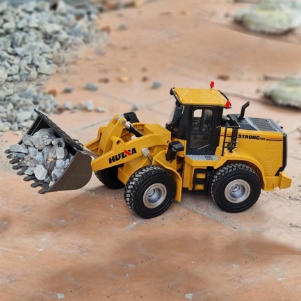 HUINA 1/24 Yüksek Kalite 9 Kanal RC Model Ekskavatör Buldozer Metal Kepçe Kazıcı Uzaktan Kumandali Çok Fonksiyonlu İş Makinası - 2.4G Sesli & Işıklı - 1567 - Thumbnail