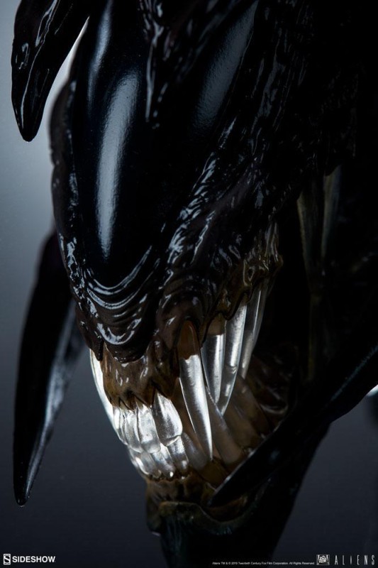 Sideshow Collectibles Alien Queen Mythos Legendary Scale Bust Alien Mythos Series / H. R. Giger Xenomorph