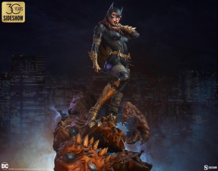 Sideshow Collectibles Batgirl Premium Format Figure 300854 DC Comics / Bat-Familt Collection (ÖN SİPARİŞ) - Thumbnail