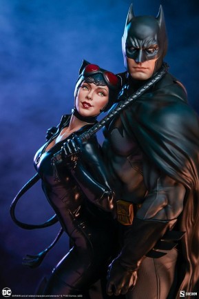 Sideshow Collectibles Batman and Catwoman Diorama - 200618 - DC Comics / Diorama Series (ÖN SİPARİŞ) - Thumbnail