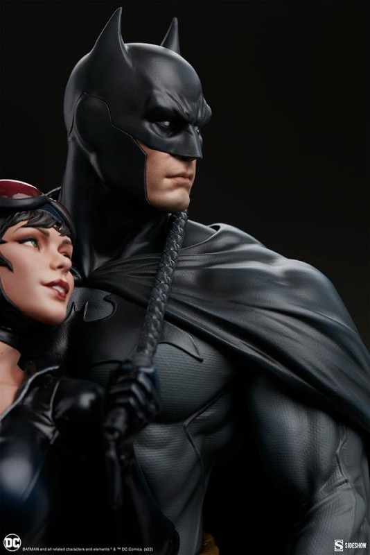 Sideshow Collectibles Batman and Catwoman Diorama - 200618 - DC Comics / Diorama Series (ÖN SİPARİŞ)