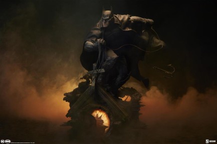 Sideshow Collectibles Batman Gotham by Gaslight Premium Format Figure 300804 - Thumbnail