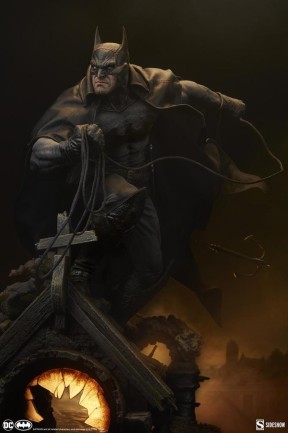 Sideshow Collectibles Batman Gotham by Gaslight Premium Format Figure 300804 - Thumbnail