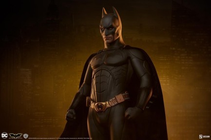 Sideshow Collectibles Batman Premium Format Figure 300763 - Thumbnail