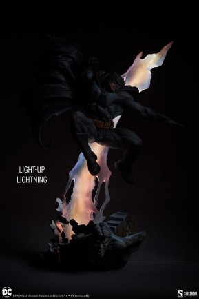 Sideshow Collectibles Batman: The Dark Knight Returns Premium Format Figure 300805 (Ön Sipariş) - Thumbnail