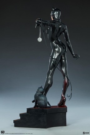 Sideshow Collectibles Catwoman ( Ruby Necklace ) Premium Format Figure 300787 / Dc Comics / Selina Kyle - Thumbnail