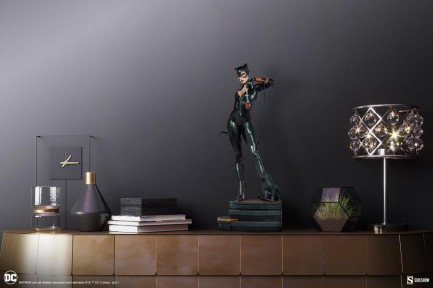 Sideshow Collectibles Catwoman ( Ruby Necklace ) Premium Format Figure 300787 / Dc Comics / Selina Kyle - Thumbnail