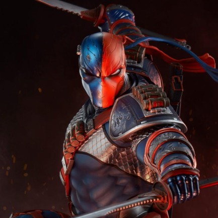 Sideshow Collectibles - Sideshow Collectibles Deathstroke Premium Format Figure 300832 DC Comics / Teen Titans