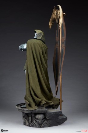 Sideshow Collectibles Doctor Doom Maquette 400360 - Thumbnail