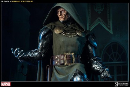 Sideshow Collectibles Dr. Doom Legendary Scale Figure - Thumbnail