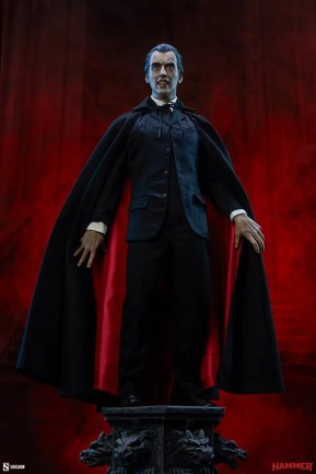 Sideshow Collectibles Dracula Premium Format Figure 300295 Horror Classics / Dracula (1958) / Christopher Lee - Thumbnail