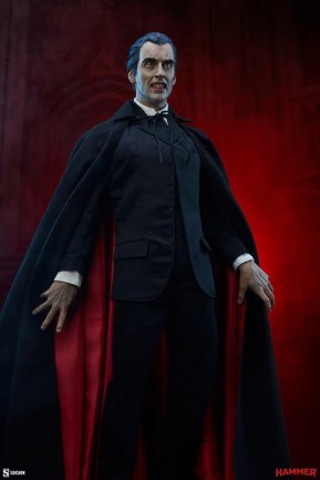 Sideshow Collectibles Dracula Premium Format Figure 300295 Horror Classics / Dracula (1958) / Christopher Lee - Thumbnail