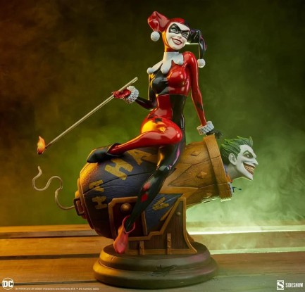 Sideshow Collectibles - Sideshow Collectibles Harley Quinn and The Joker Diorama - 200575