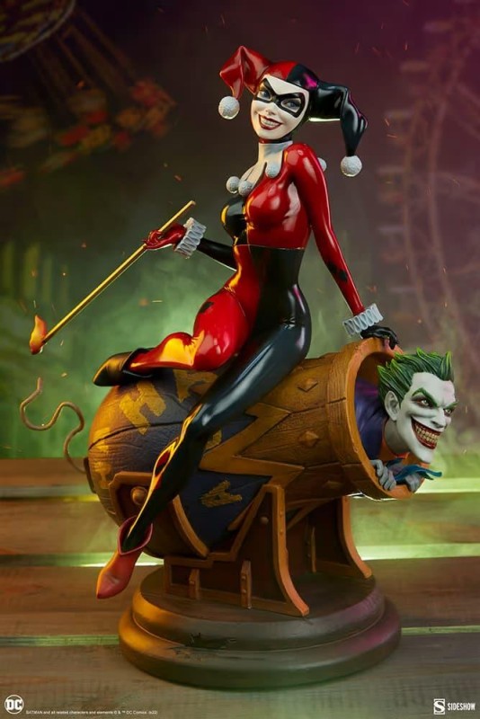 Sideshow Collectibles Harley Quinn and The Joker Diorama - 200575