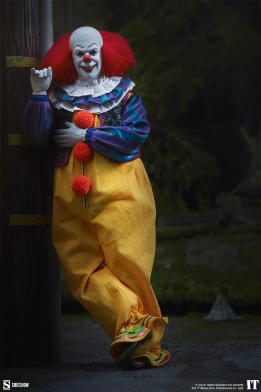 Sideshow Collectibles Pennywise (1990) Sixth Scale Figure It / Sideshow Horror Classics 100479 (ÖN SİPARİŞ)