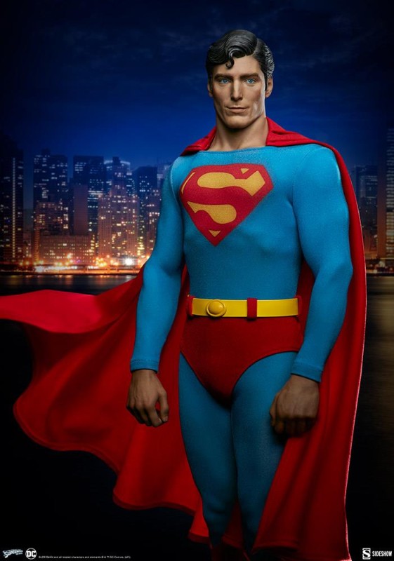 Sideshow Collectibles Superman: The Movie Premium Format Figure 300759