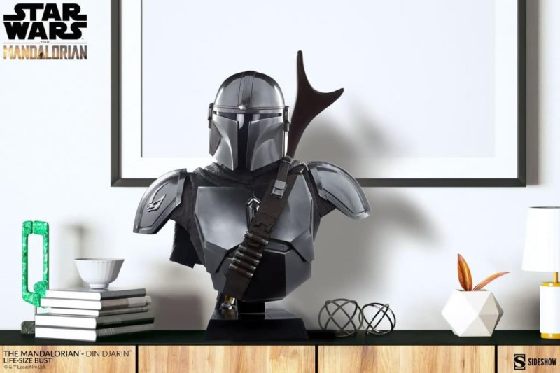 Sideshow Collectibles The Mandalorian / Din Djarin 1:1 Life-Size Bust / Star Wars / The Mandalorian - 400374